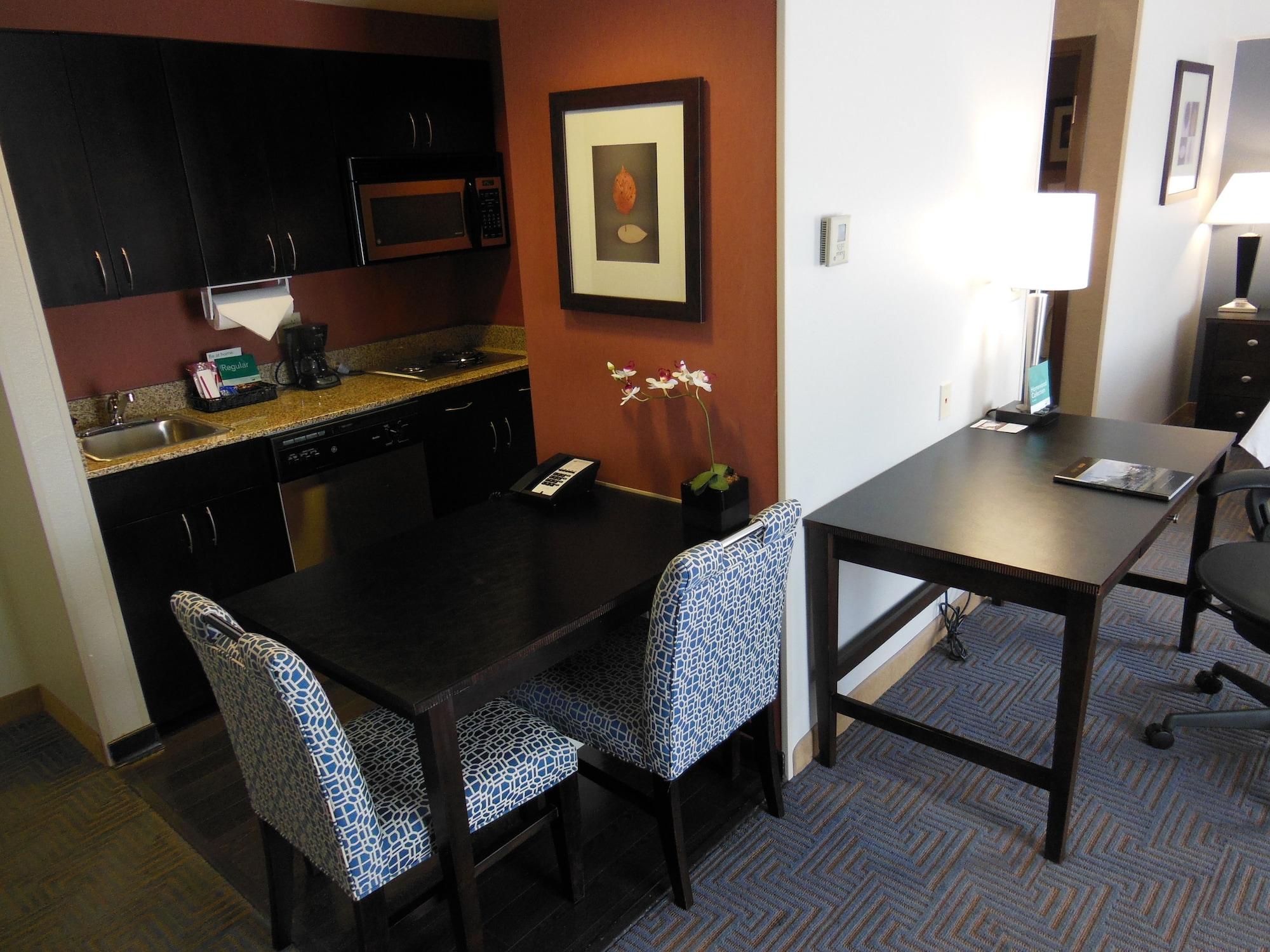 Homewood Suites By Hilton Louisville-East Экстерьер фото