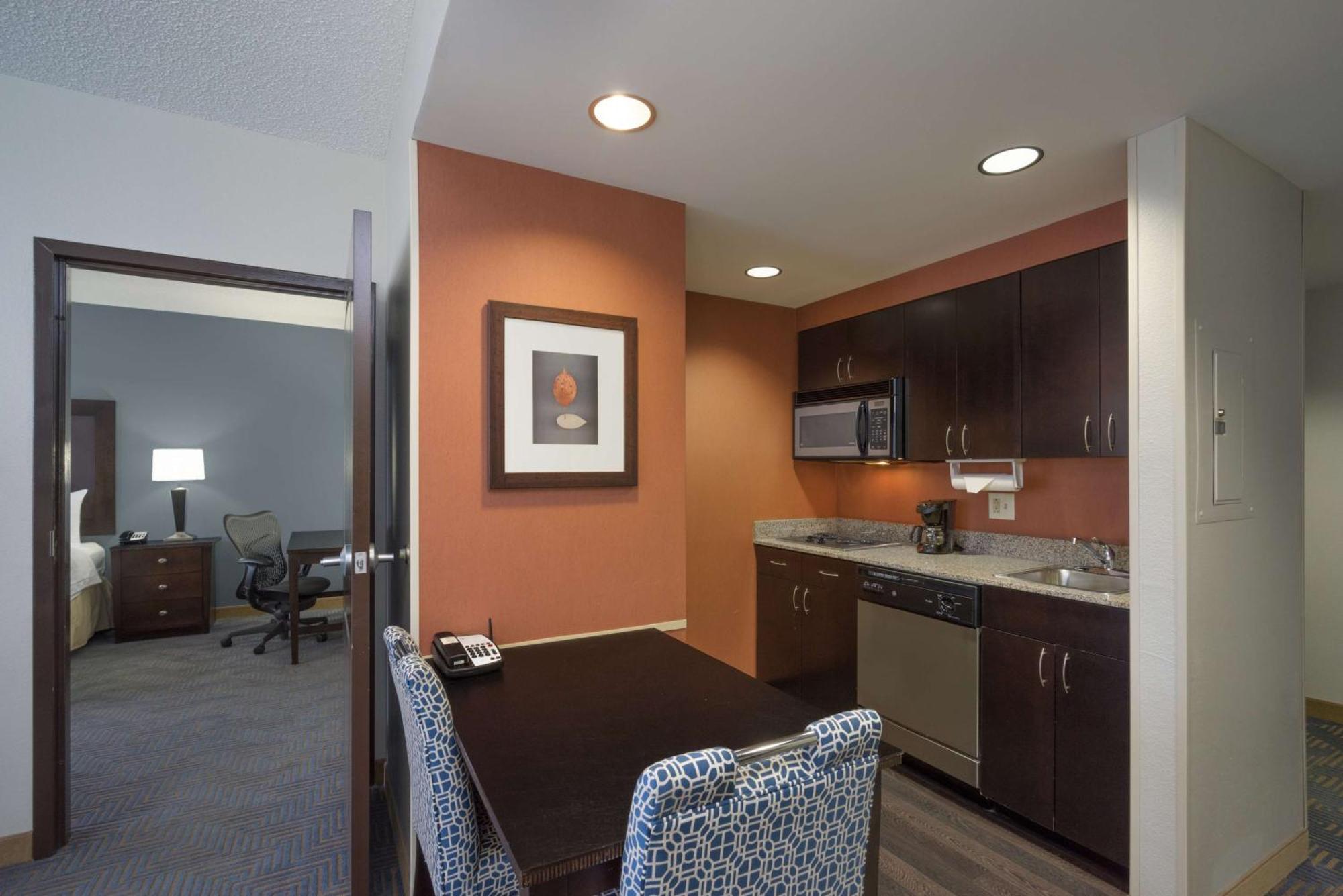 Homewood Suites By Hilton Louisville-East Экстерьер фото