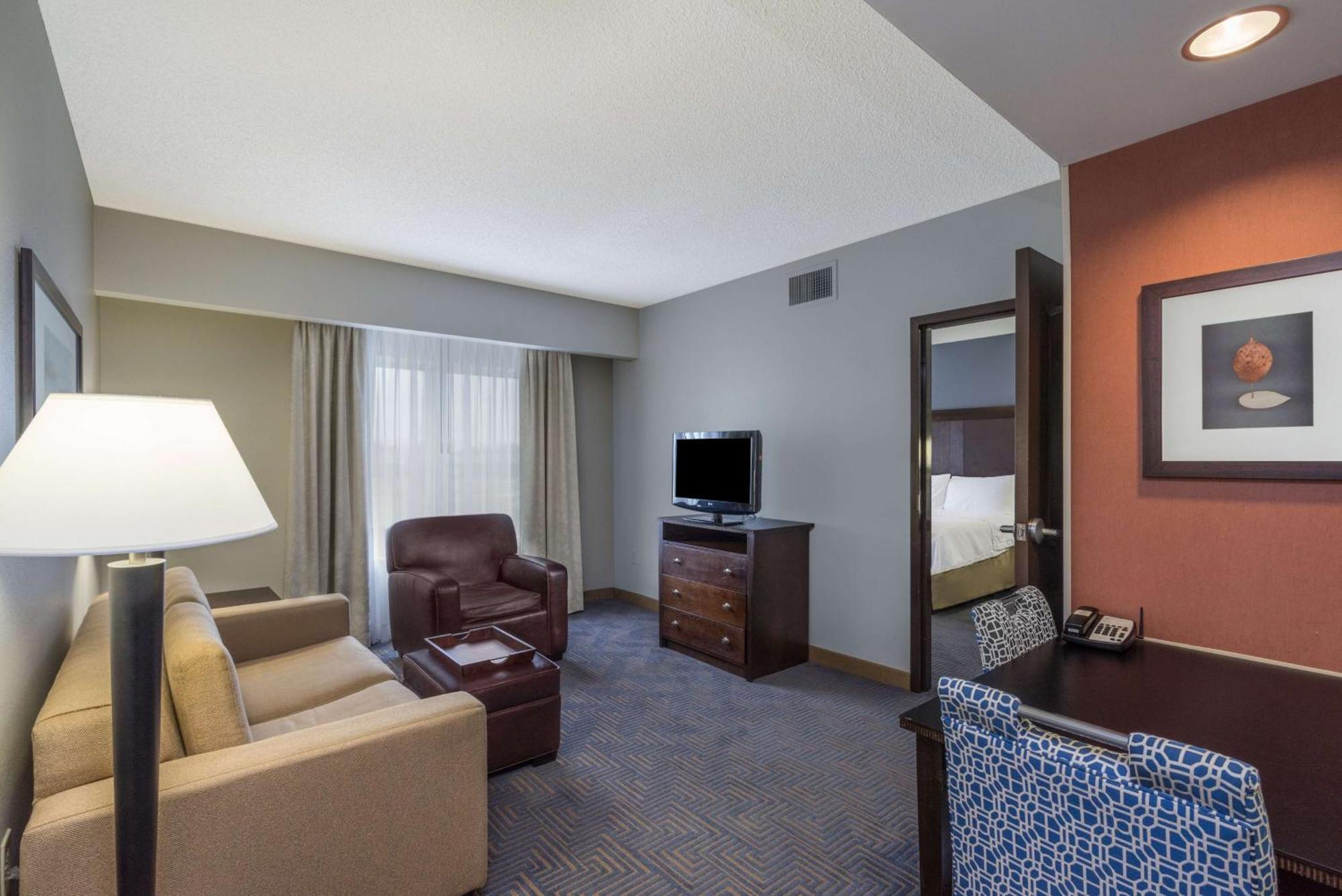 Homewood Suites By Hilton Louisville-East Экстерьер фото
