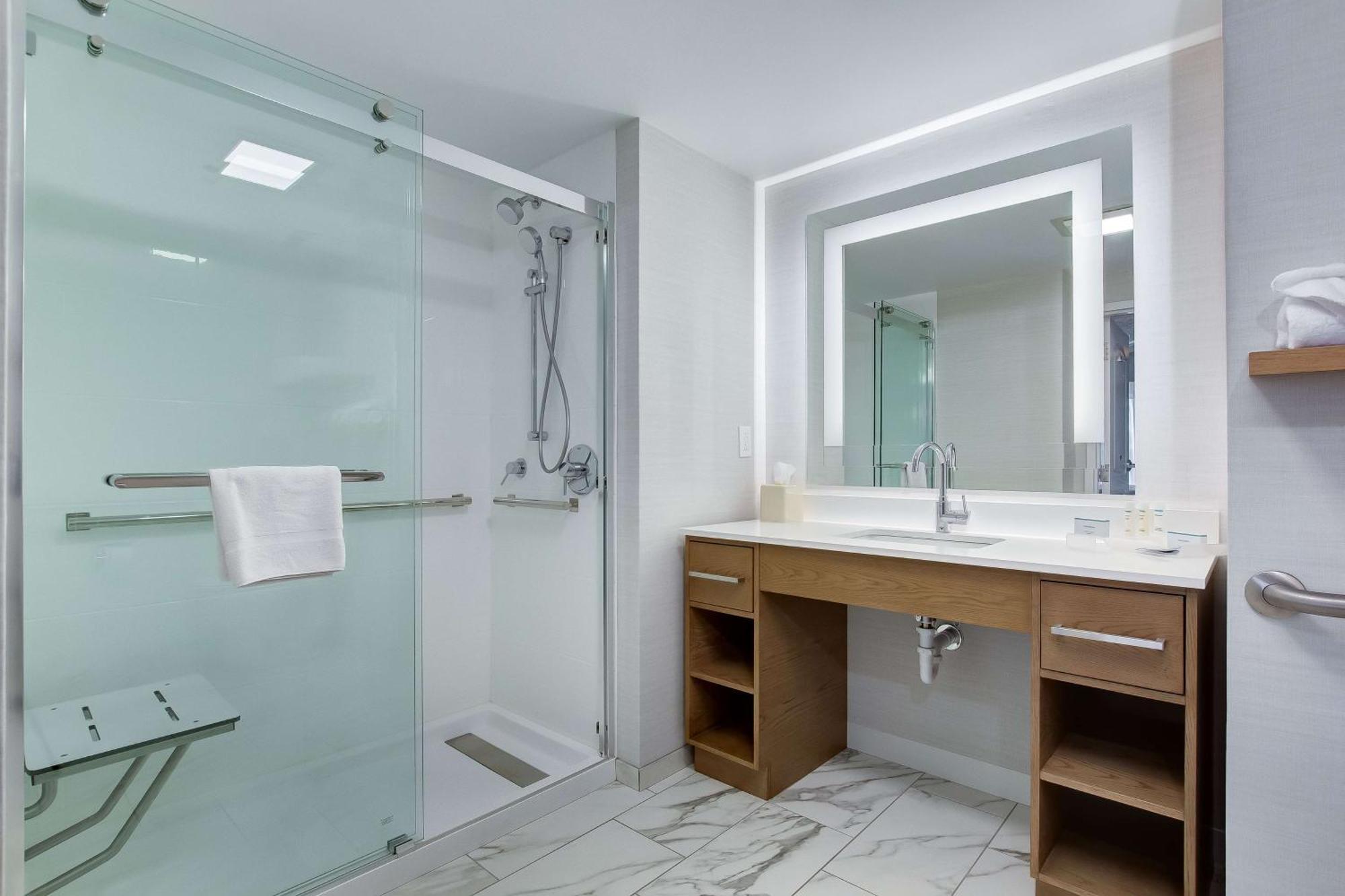 Homewood Suites By Hilton Louisville-East Экстерьер фото
