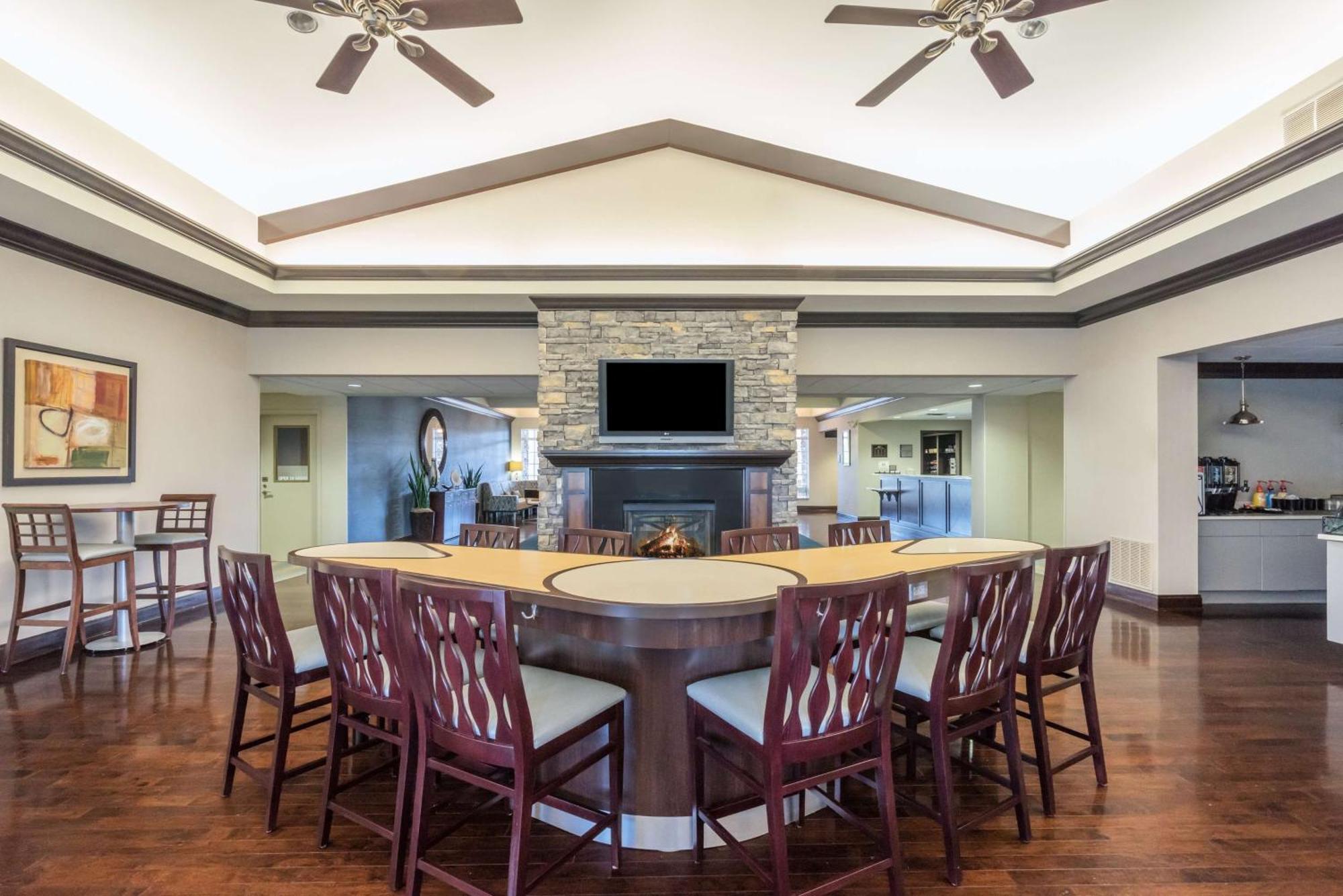 Homewood Suites By Hilton Louisville-East Экстерьер фото